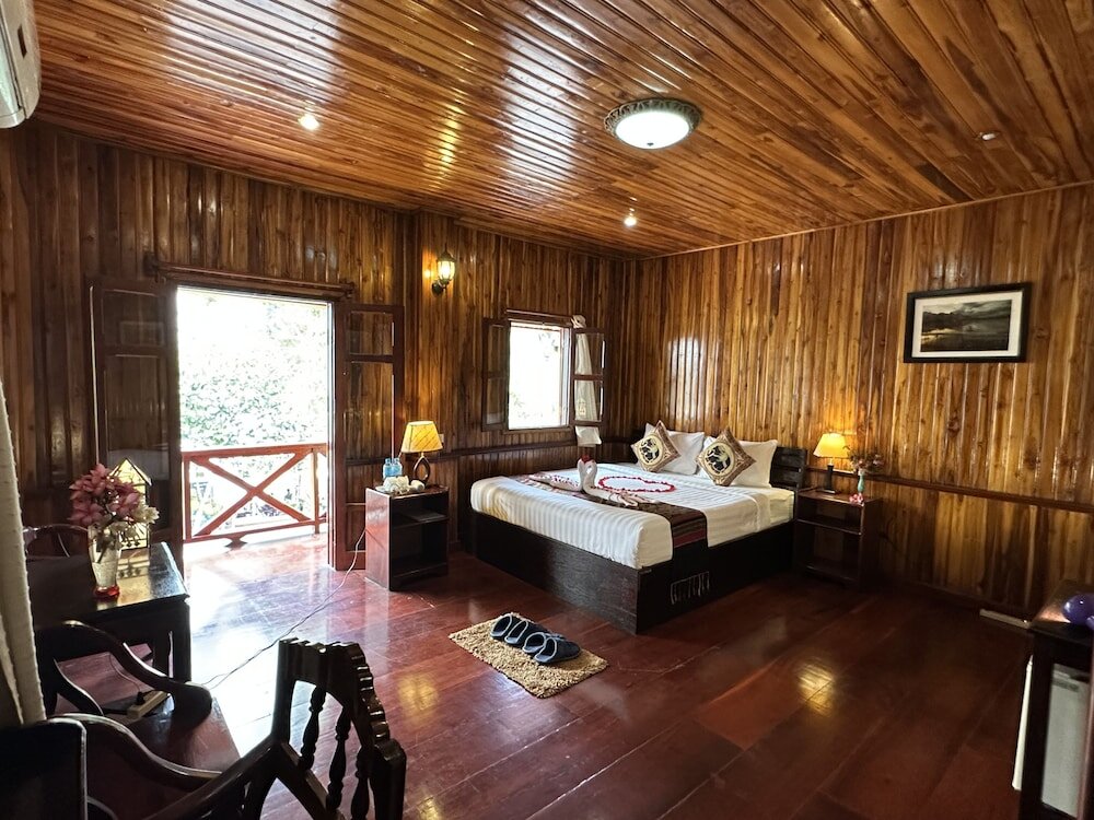 Standard Doppel Zimmer Villa Alounsavath Mekong Riverside