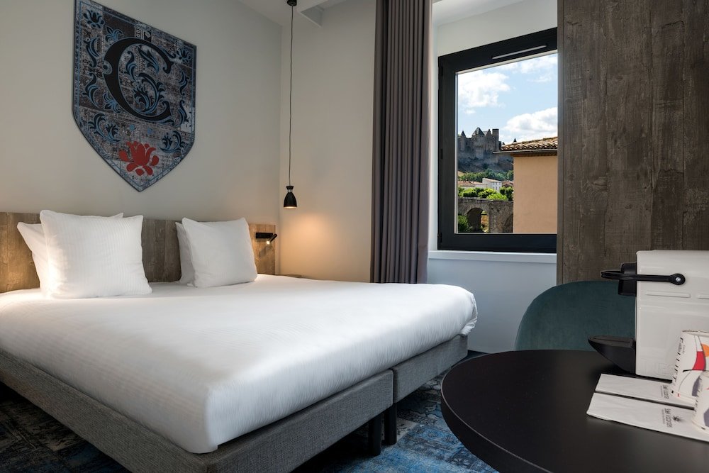 Standard Doppel Zimmer mit Stadtblick SOWELL HOTELS Les Chevaliers
