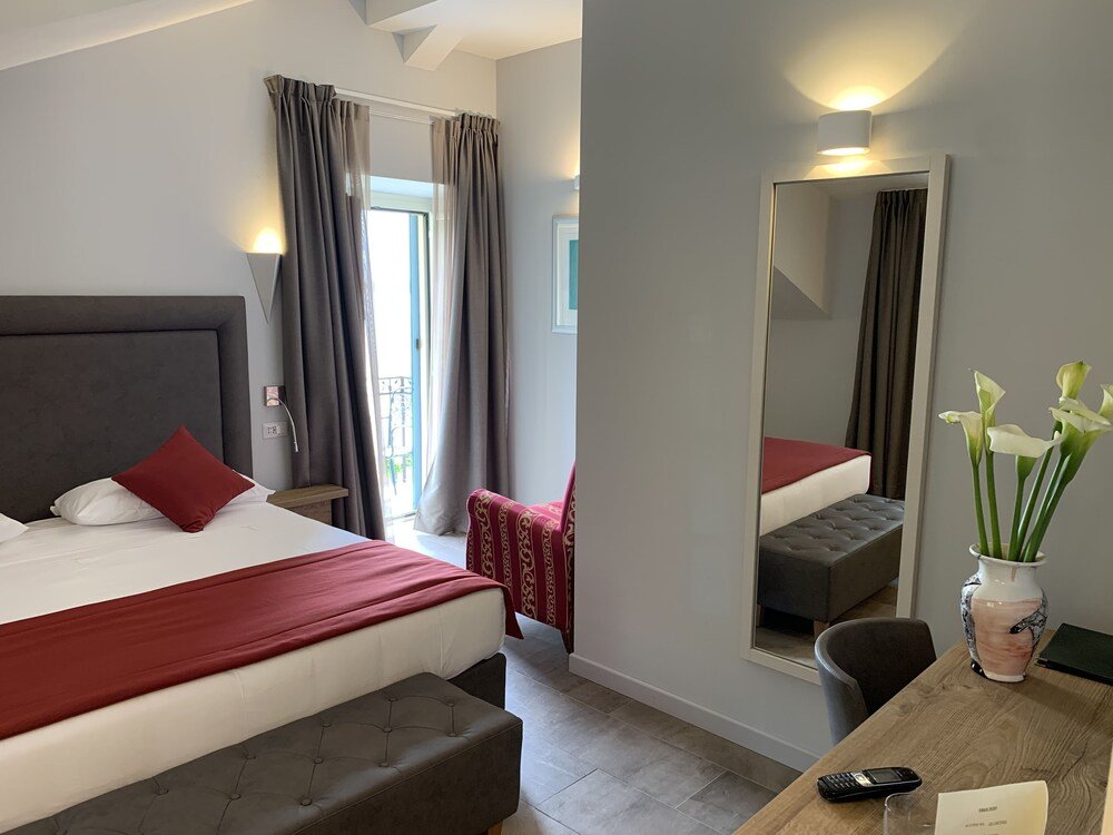 Deluxe Double room with balcony and with view Hotel Ristorante La Quartina