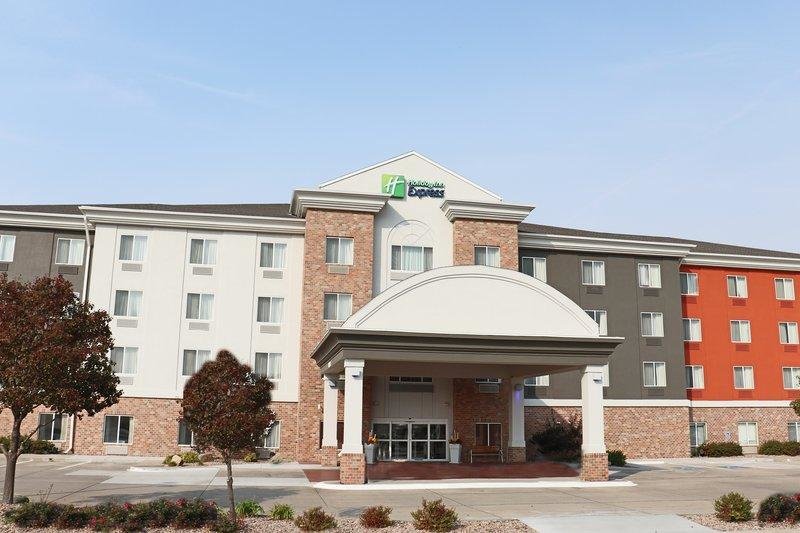 Suite Holiday Inn Express and Suites Kearney, an IHG Hotel