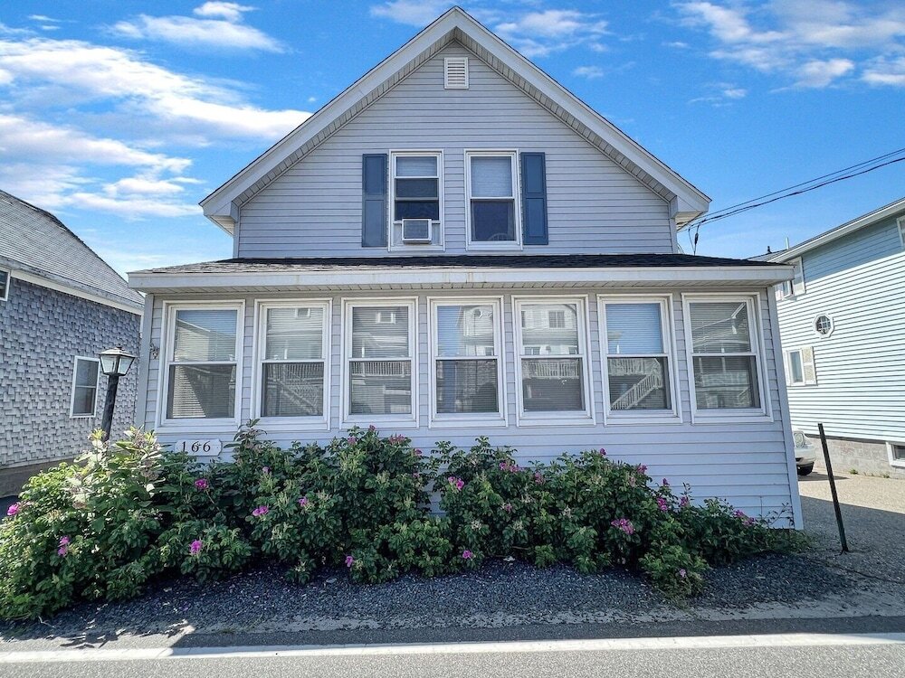 Cottage Sweet Dreams - W032 Quintessential Maine Beach House 50 Yards Away From Marsh Views And Wells Beach 2 Bedroom Home by Redawning