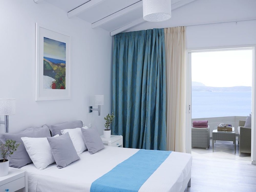 Номер Standard с балконом и с видом на море Proteas Blu Resort
