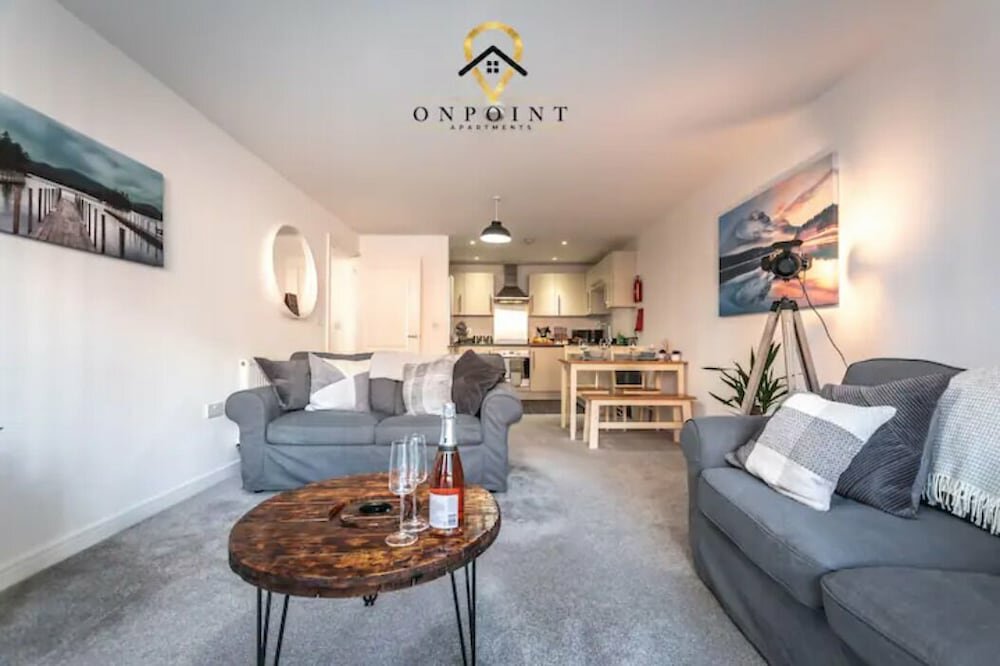 Apartment ✰OnPoint- AMAZING Apt perfect for Business/Work✰
