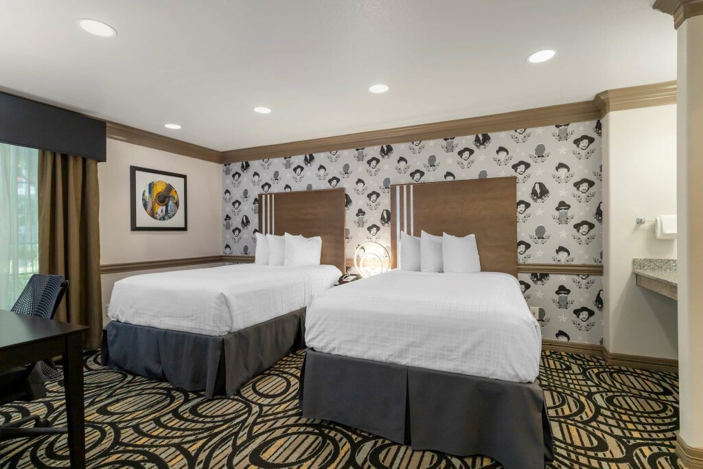 Двухместный люкс Aiden by Best Western Austin City Hotel
