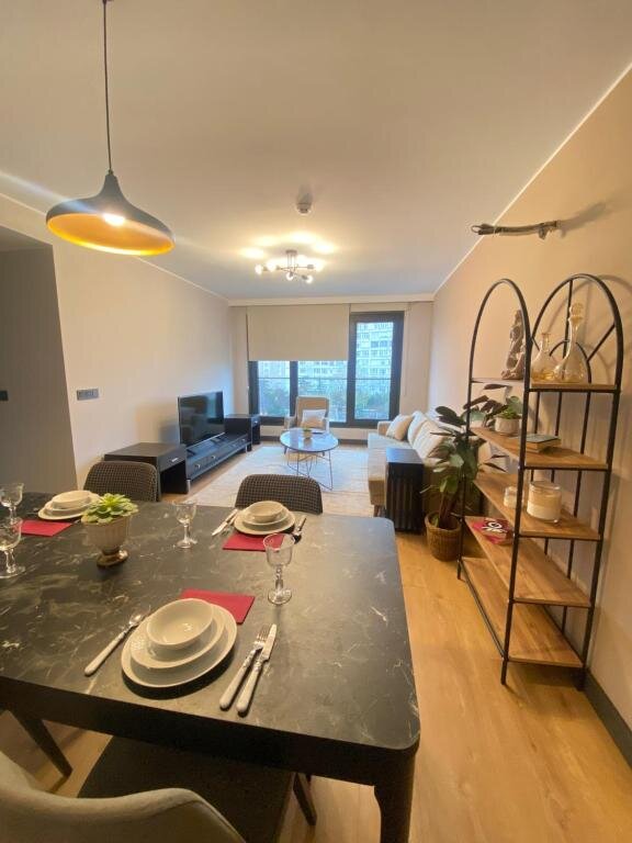 Apartment Luxury Central Fully Equipped 2BR 2BA Apartment by Siena Suites