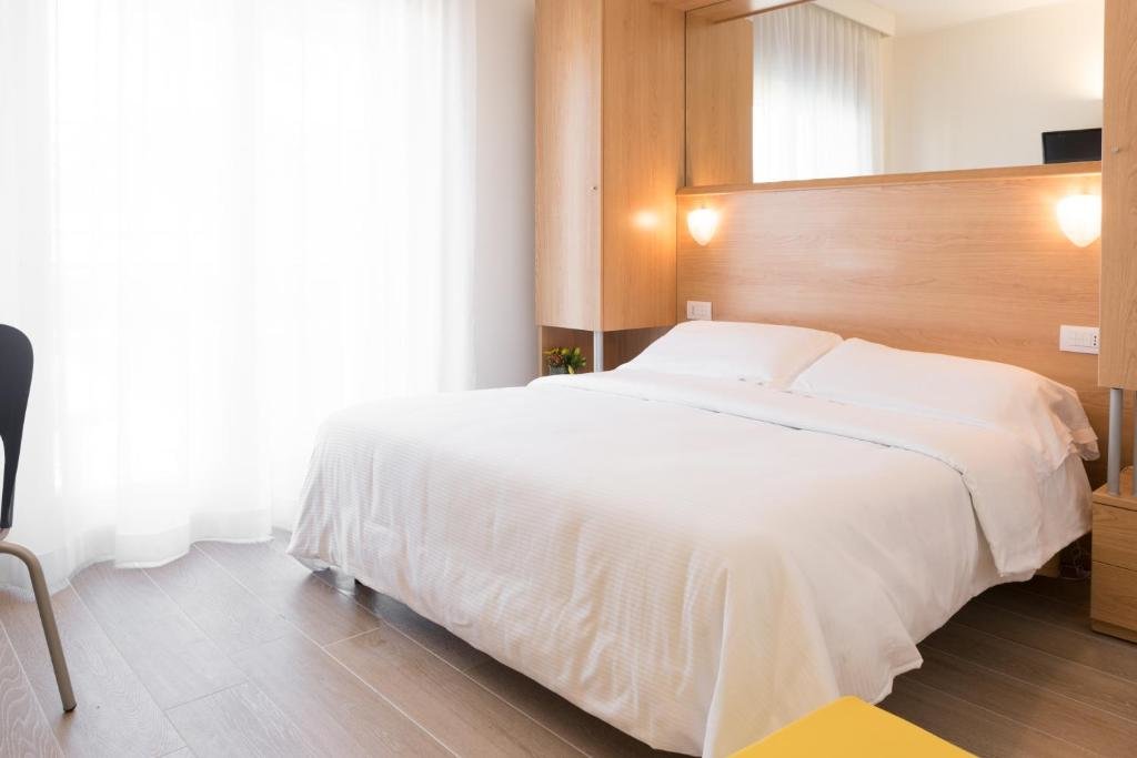 Standard double chambre avec balcon Hotel Mediterraneo