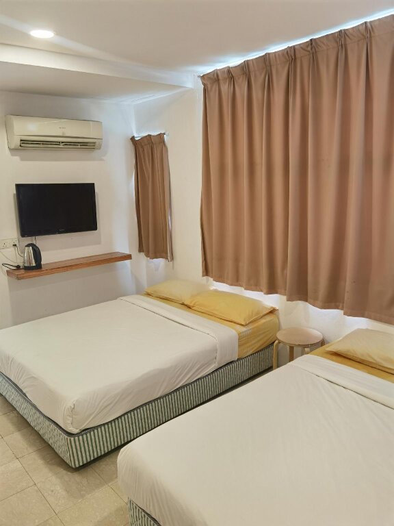 Deluxe Double room New Town Hotel USJ Sentral
