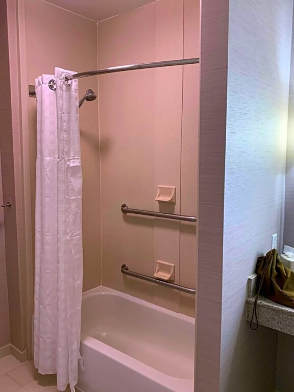 Четырёхместный номер Standard с 2 комнатами Homewood Suites by Hilton Mahwah