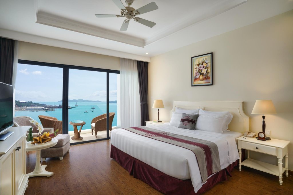 Двухместный номер Deluxe с видом на океан Vinpearl Resort & Spa Nha Trang Bay