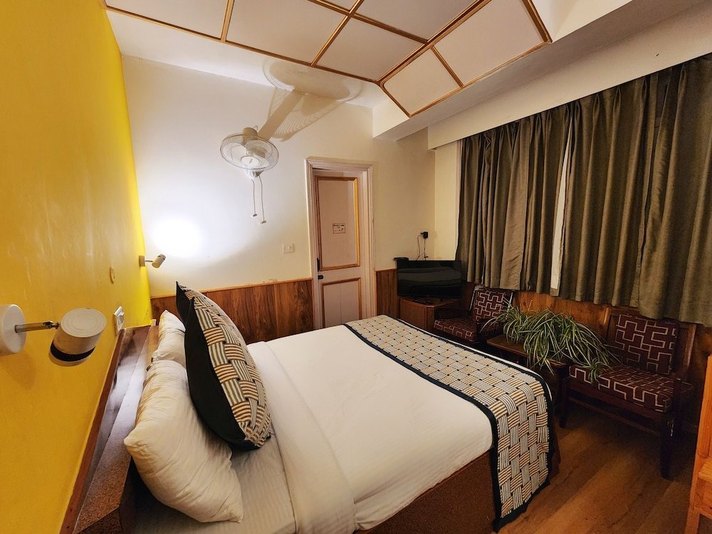 Номер Standard Hotel Pineview Shimla