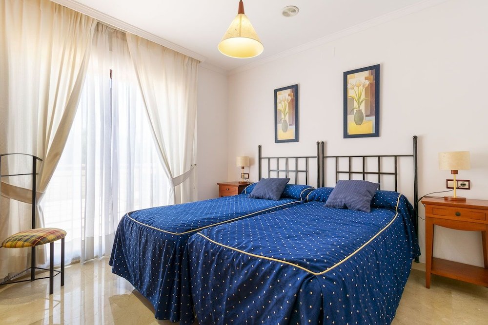 2 Bedrooms Premium Apartment Albir Confort Avenida Apartamentos