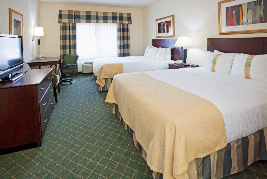 Standard chambre Holiday Inn Conference Center Marshfield, an IHG Hotel