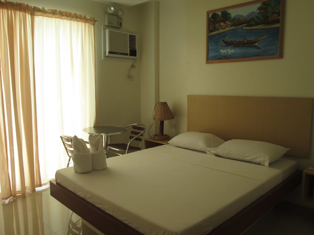 Standard room with balcony Jeffrey S Hotel