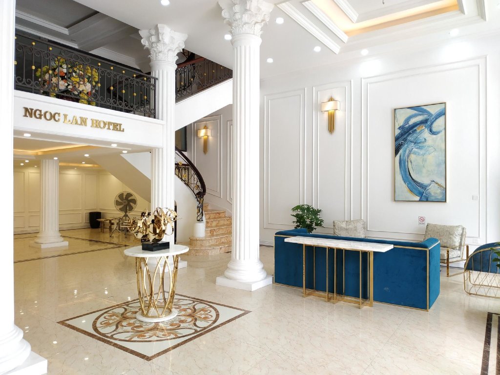 Полулюкс Khách sạn Ngọc Lan Hạ Long Hotel