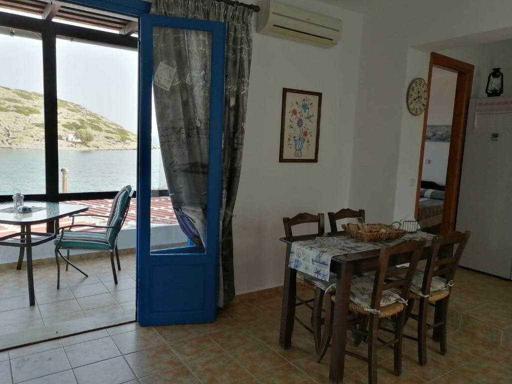 Camera Standard on the sea Despoina apartment at Mochlos Creta