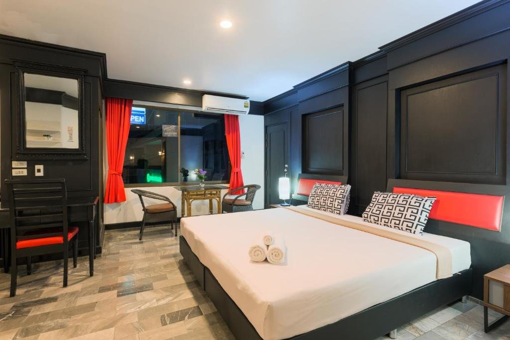 Номер Deluxe Patong Holiday Dream Hotel