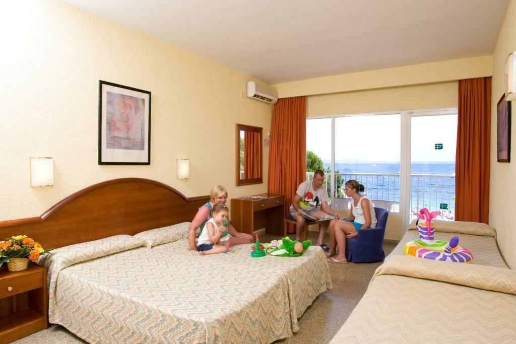 Camera familiare Standard con vista mare Hotel Palia Tropico Playa