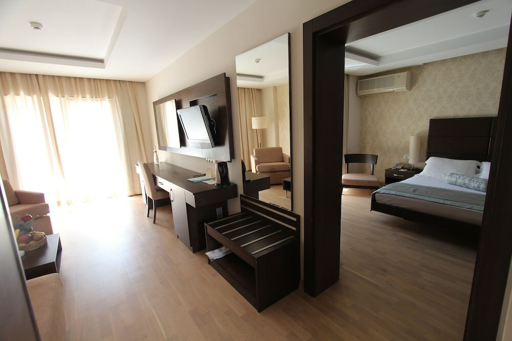 Suite con balcone Olira Boutique Hotel&SPA