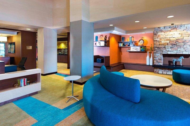 Кровать в общем номере Fairfield Inn & Suites by Marriott Atlanta Buford/Mall of Georgia