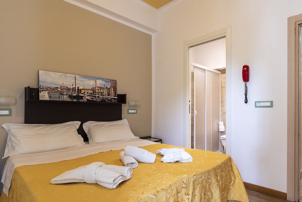 Двухместный номер Economy с балконом Hotel Corallo Garnì