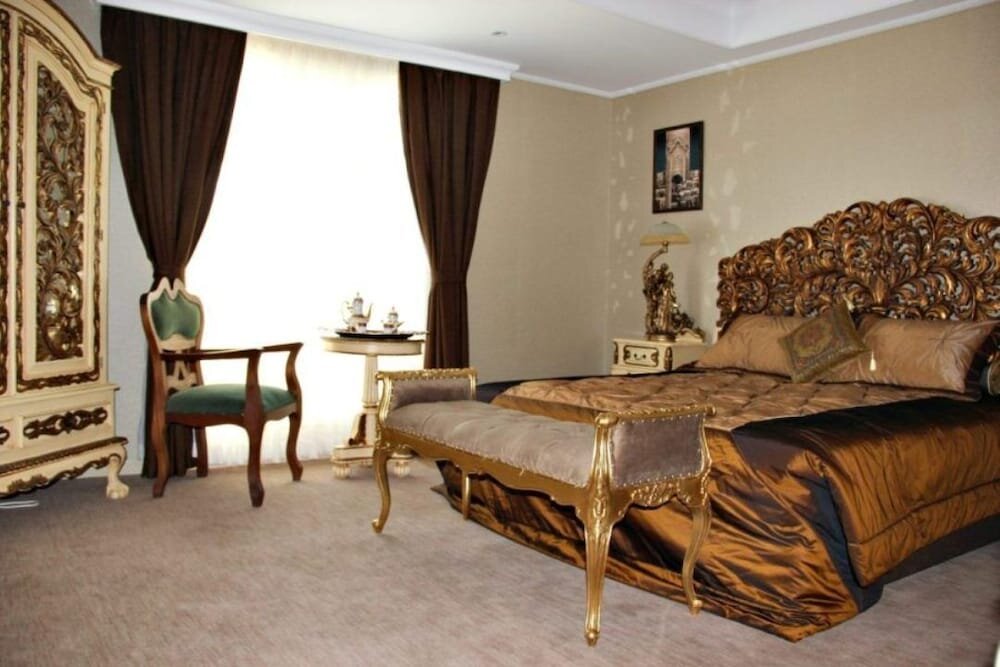 Deluxe Dreier Zimmer Kasr-ı Sercehan Hotel