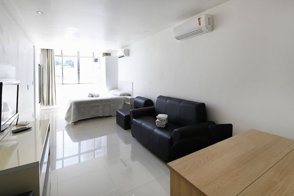 Apartamento Rio Rentals 021 - C070 - Studio de luxo na quadra da praia de Copacabana