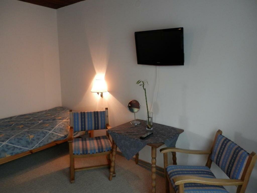 Standard Triple room Dahoam by Sarina - Rooms & Suites