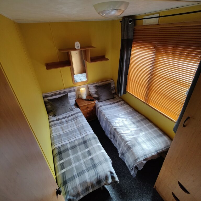 Appartement 2-bed Caravan at Billing Aquadrome Northampton