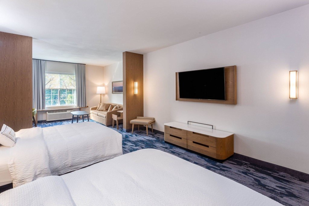 Двухместный люкс Fairfield Inn & Suites by Marriott Jasper
