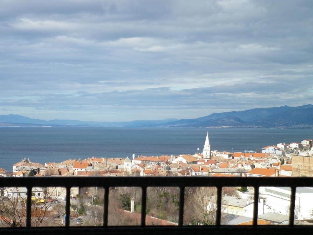 Студия с балконом и с видом на море Apartments Prpic
