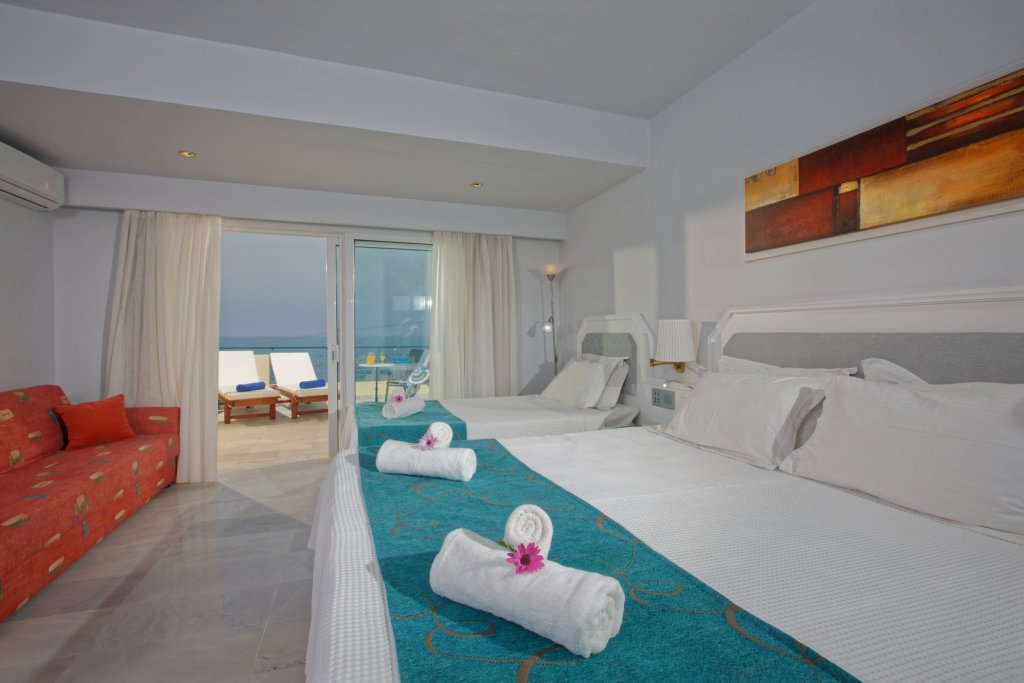Junior suite con vista mare Rethymno Mare & Water Park