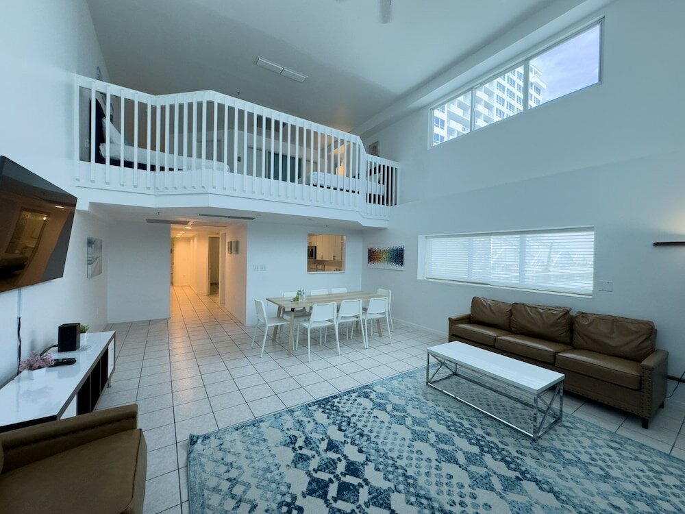 Apartamento con vista al océano Castle Beach Resort Condo Penthouse or 1BR Direct Ocean View -just remodeled