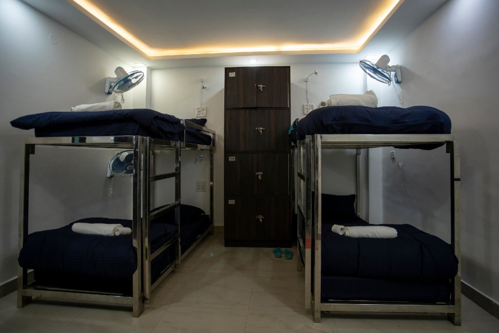 Кровать в общем номере Yes Boss By Backpackers Heaven Near New Delhi Train Station