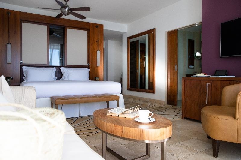 Deluxe double chambre avec balcon et Vue mer Jumeirah Port Soller Hotel & Spa