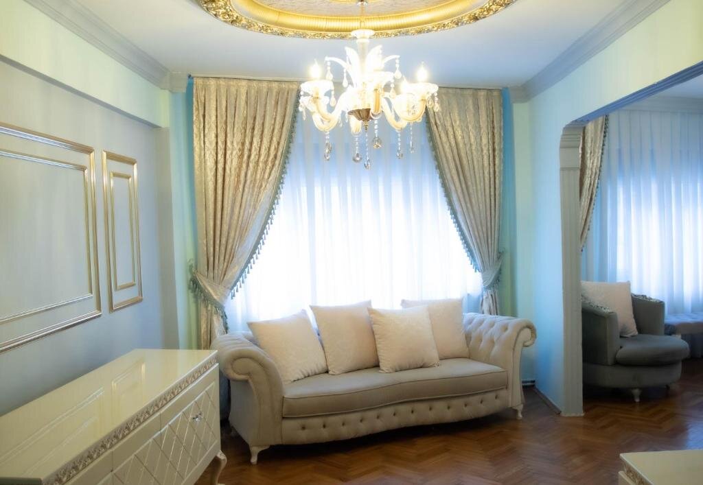 3 Bedrooms Apartment 3 Diffrent Apartments - Family Flats - Old Town - City Center