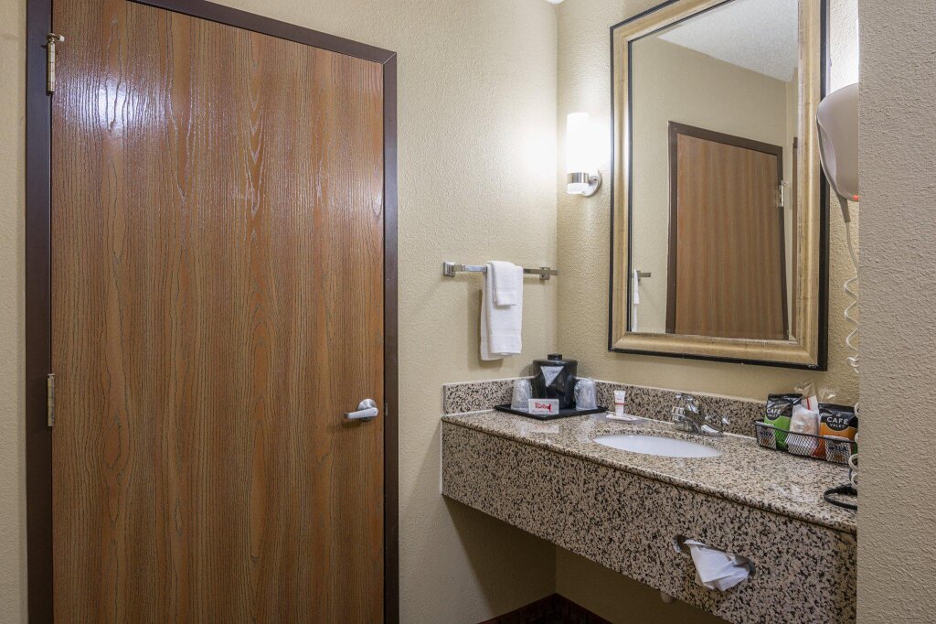 Номер Superior Red Roof Inn & Suites Little Rock