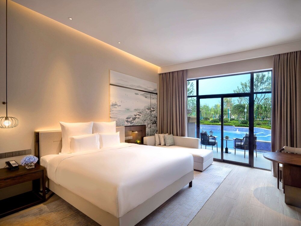Deluxe Doppel Zimmer mit Balkon und mit Gartenblick Pullman Yueyang Hotel