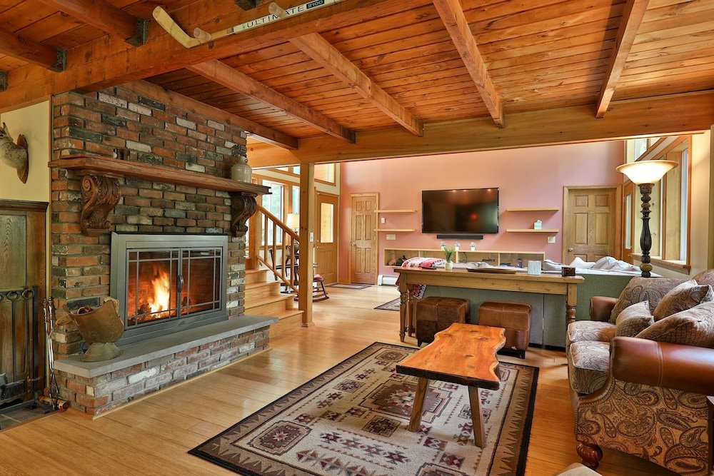 Коттедж Tanglewood Chalet- 4 BR 4 BA Family Home in Killington, Perfect for Groups home