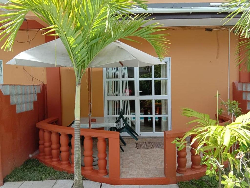 Apartment 1 Schlafzimmer mit Balkon und mit Blick Palmont Commercial Self-Catering Apartments - Beau Vallon