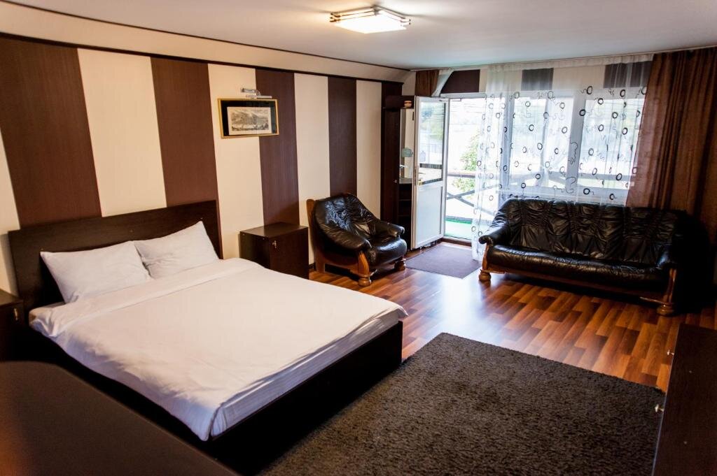 Deluxe room Guest House Shale