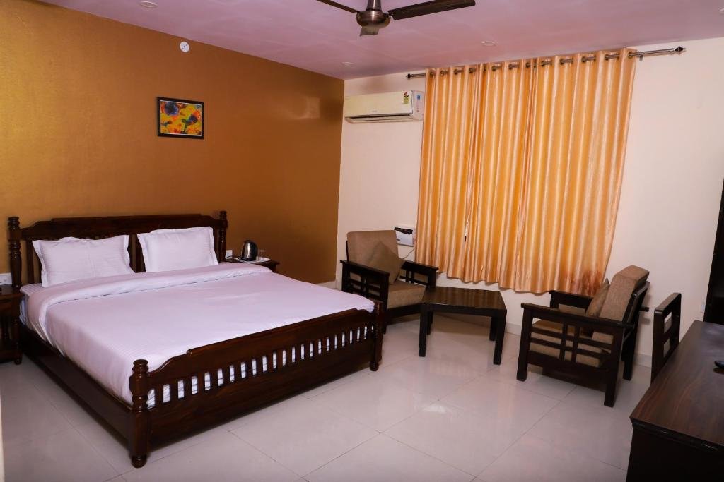 Classic room Hotel Yash Vilas
