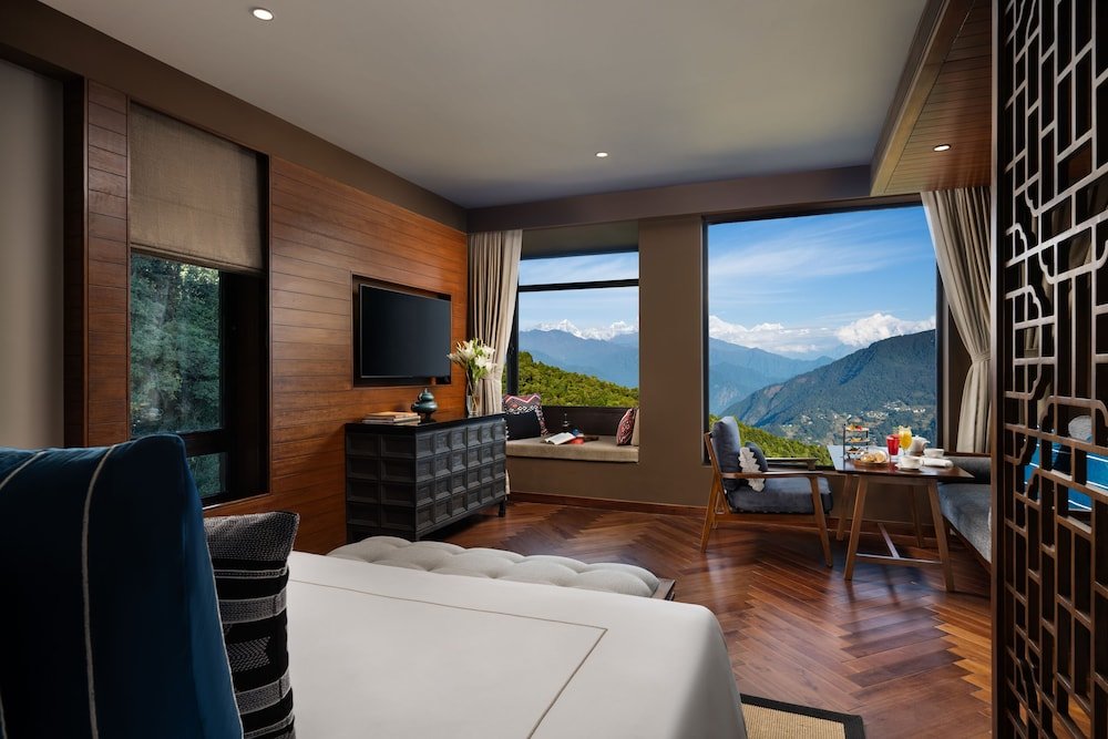 Luxe suite Taj Guras Kutir Resort & Spa, Gangtok