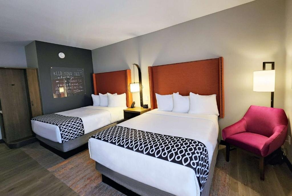 Номер Standard La Quinta Inn & Suites by Wyndham Pflugerville