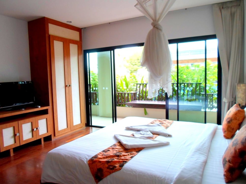 Superior Double room with balcony and with view Naraya Riverside Resort