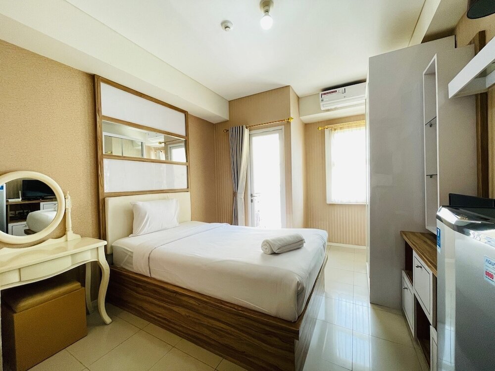 Standard room Spacious Studio Room Apartment At Parahyangan Residence