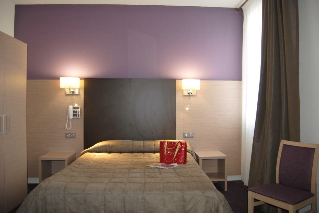 Standard room Hôtel Roc de Massabielle