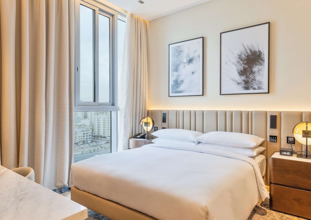 Люкс c 1 комнатой Embassy Suites By Hilton Doha Old Town