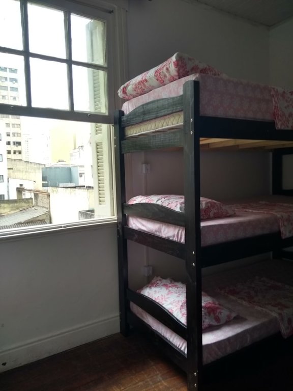 Кровать в общем номере (женский номер) Hostel Santana - Metrô Santana