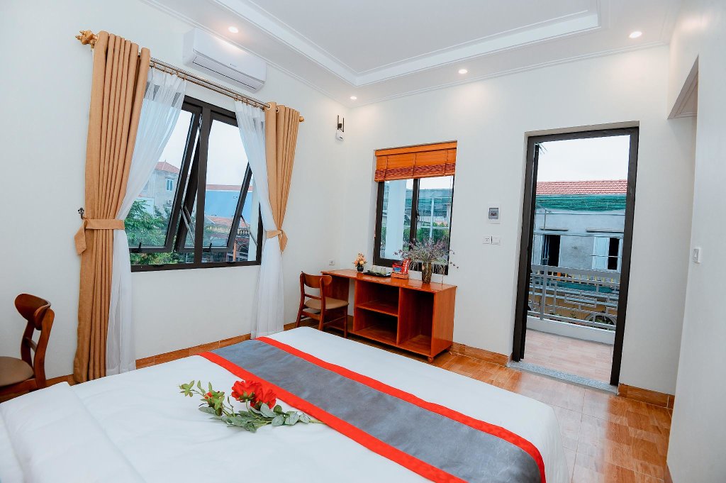 Deluxe Double room with balcony Tam Coc Golden Sky Homestay