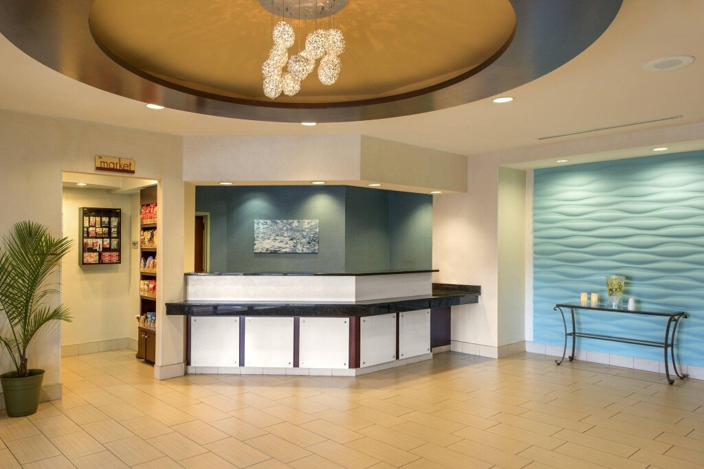 Двухместная студия SpringHill Suites by Marriott Charlotte Airport